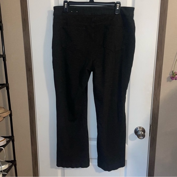 Chico’s Grey Dress Pants Bootcut With Pockets Size 2.5‎ - Picture 2 of 7